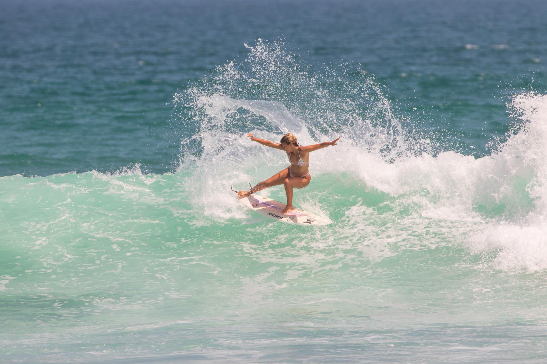 Photo of team rider Zoe Benedetto surfing